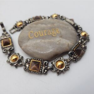 Vanity through the mirror‎ fairytale link bracelet